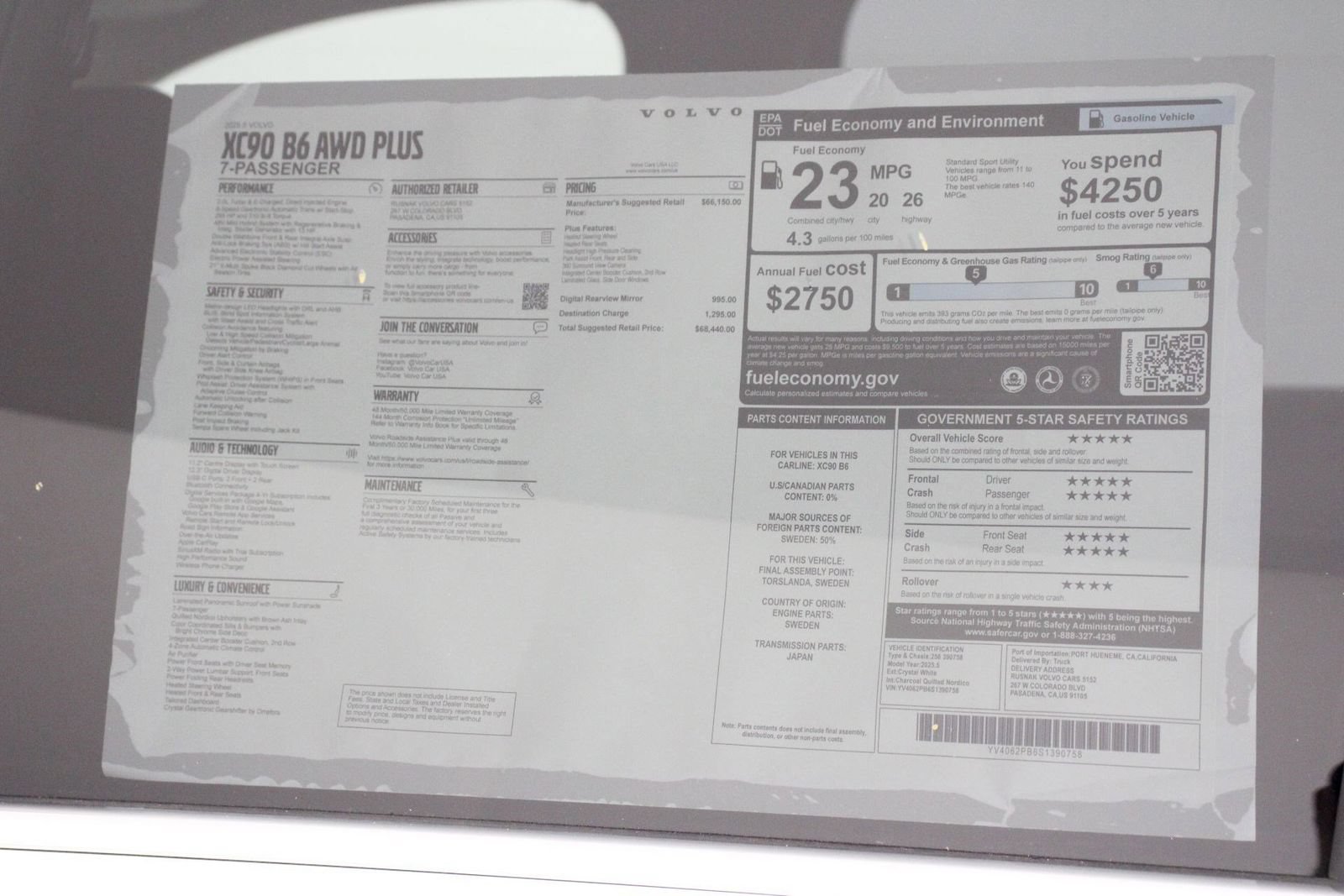 New 2025 Volvo XC90 B6 Plus AWD/4WD image 18