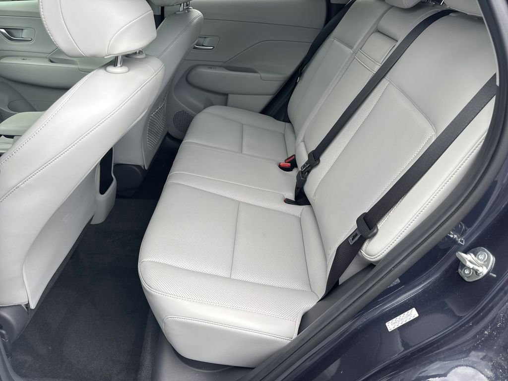 Used 2024 Hyundai Kona Limited FWD image 20