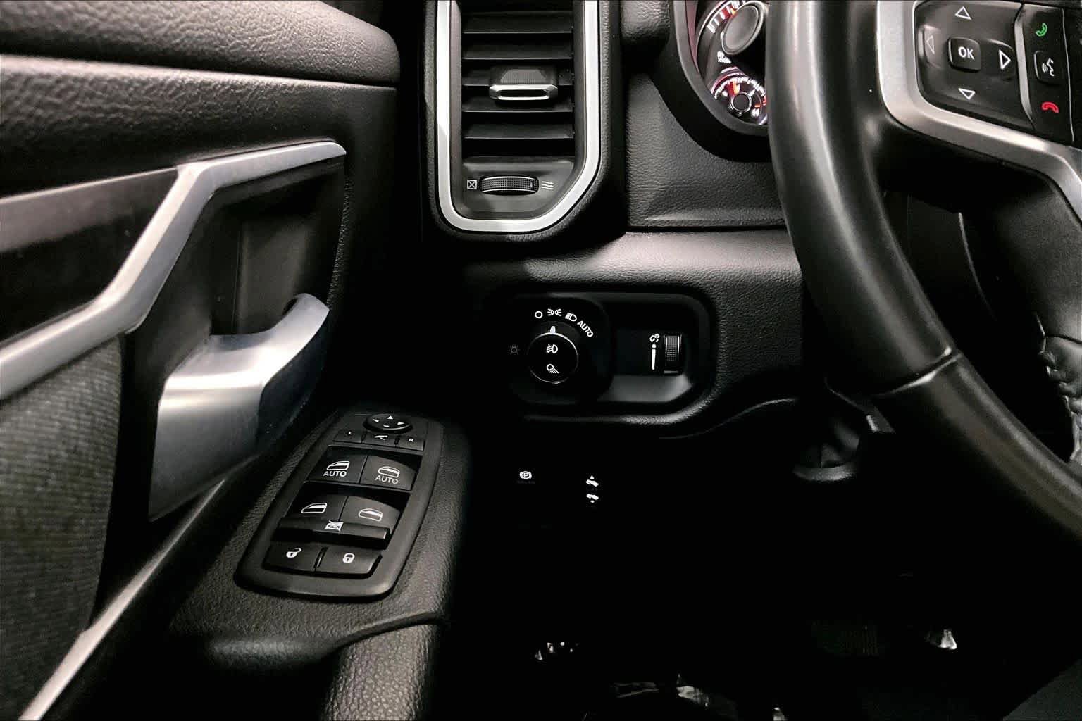 Used 2022 RAM 1500 Lone Star AWD/4WD image 34