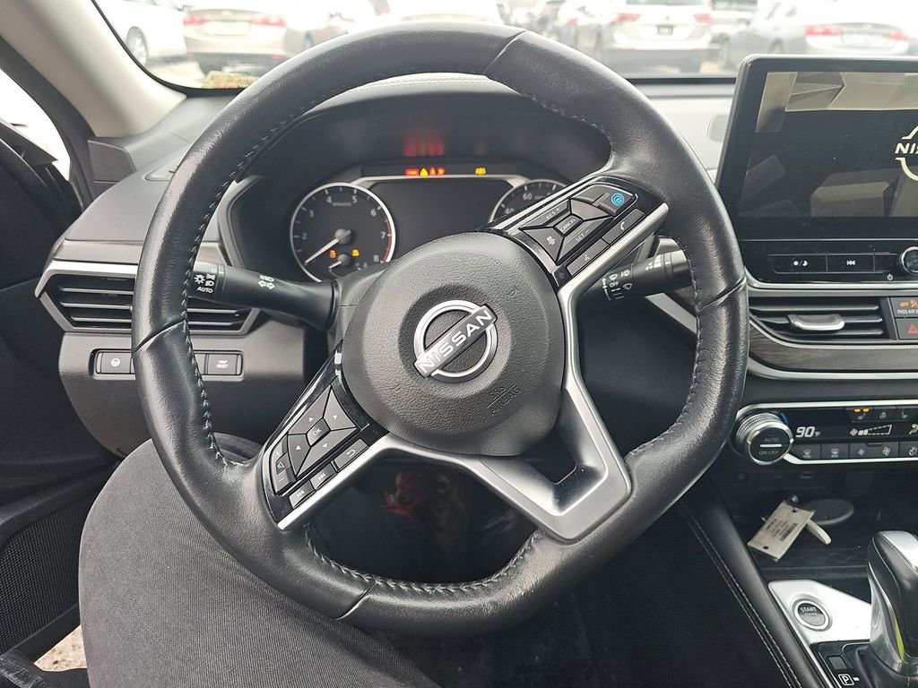 Used 2024 Nissan Altima 2.5 SL image 11