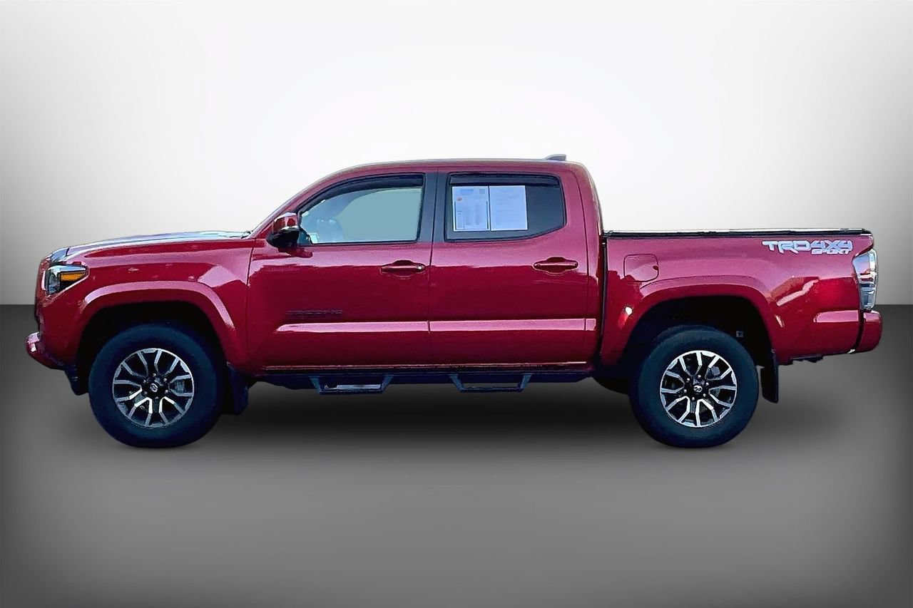 Used 2022 Toyota Tacoma TRD Sport AWD/4WD image 5