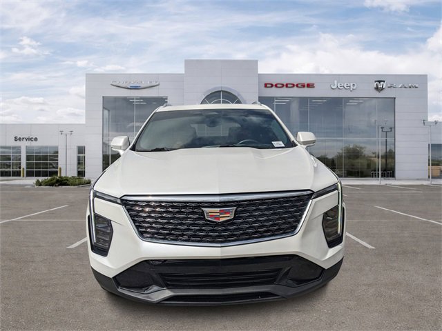 Used 2025 Cadillac XT4 Premium Luxury w/ Technology Package image 6