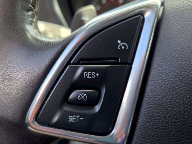 Used 2023 Chevrolet Camaro LT RWD image 34