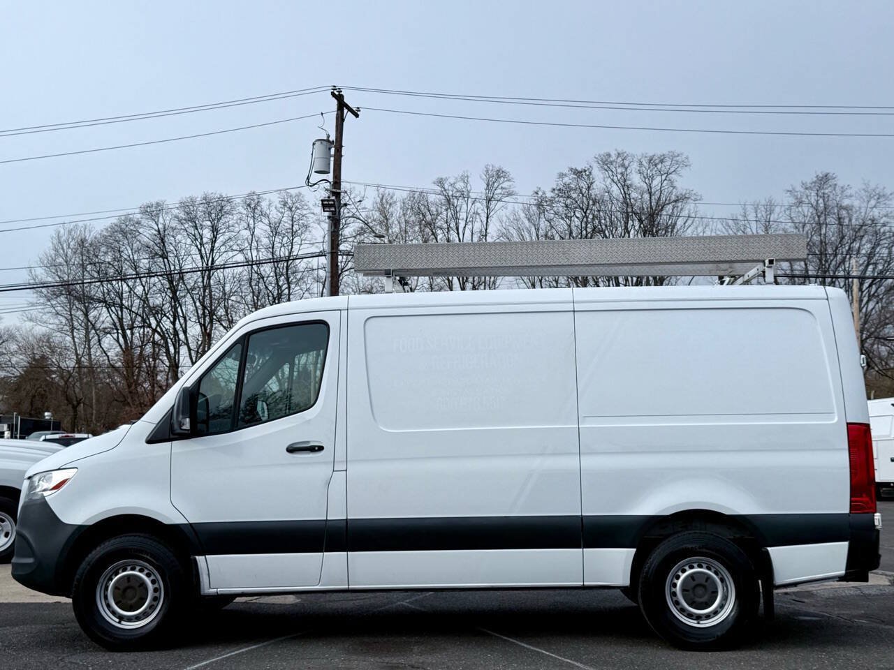 Used 2019 Freightliner Sprinter 2500 RWD image 8