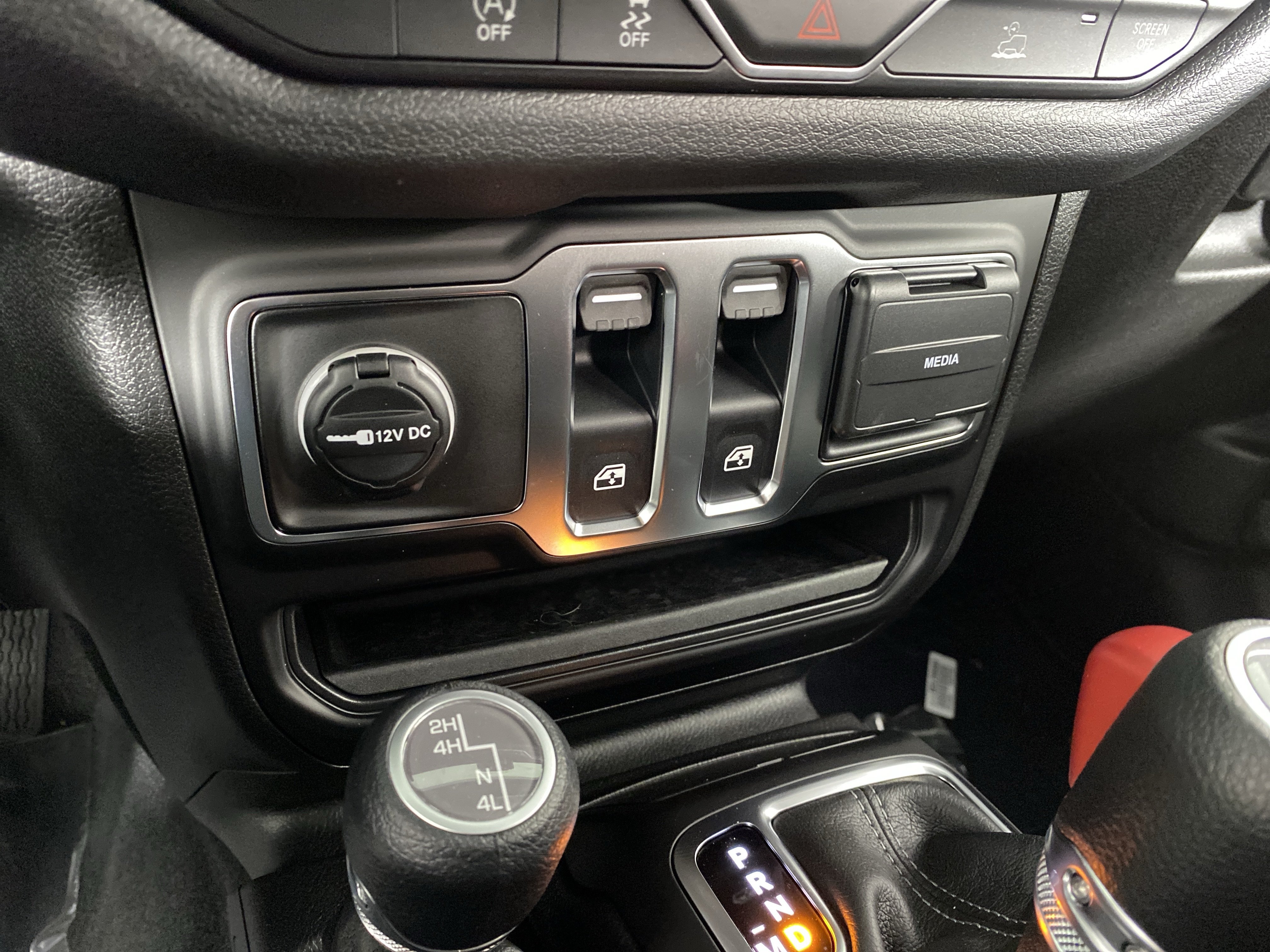 New 2026 Jeep Wrangler Sport AWD/4WD image 25