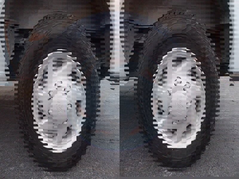 Used 2009 Ford E-350 and Econoline 350 XL image 26