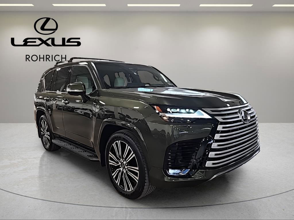New 2025 Lexus LX 600 4WD w/ Luxury Package image 3