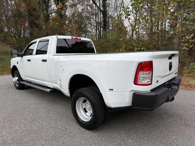 Used 2024 RAM 3500 Tradesman image 9