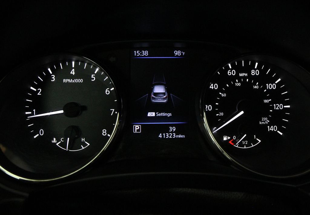 Used 2020 Nissan Rogue Sport S FWD image 16