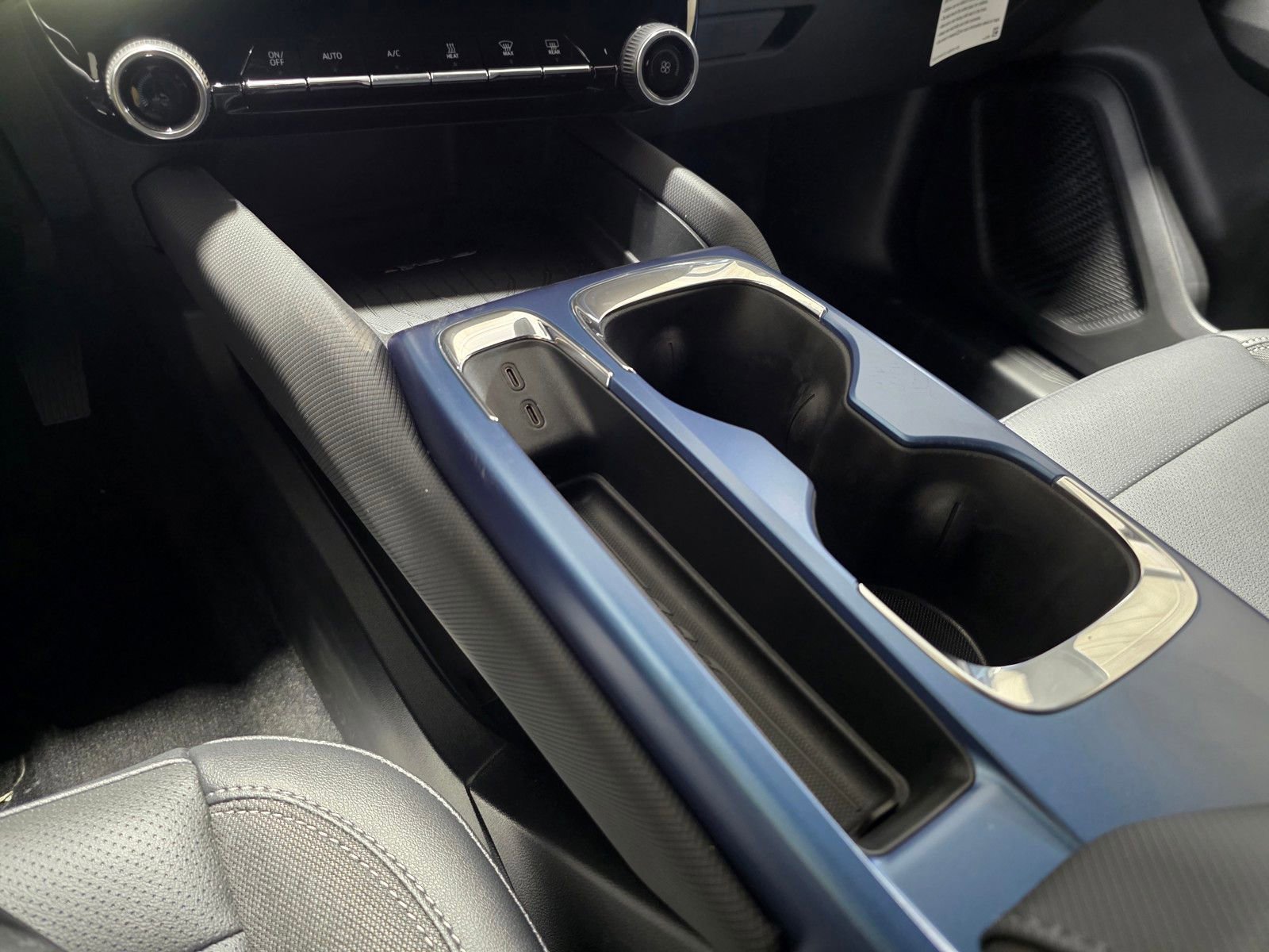 New 2026 Chevrolet Equinox EV LT image 27