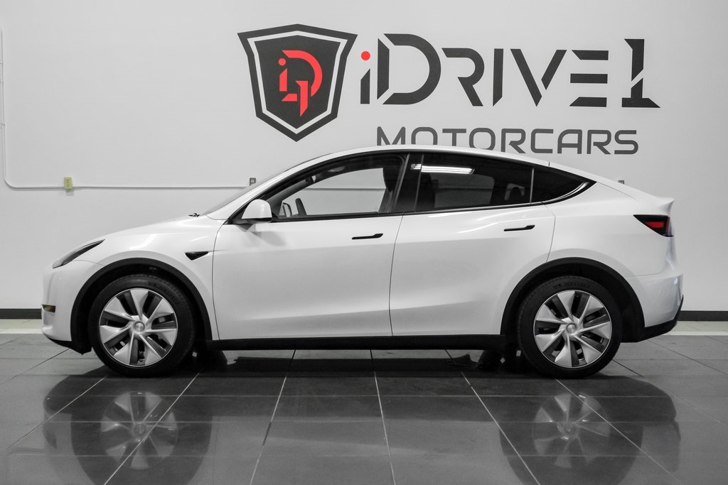 Used 2023 Tesla Model Y Long Range image 16