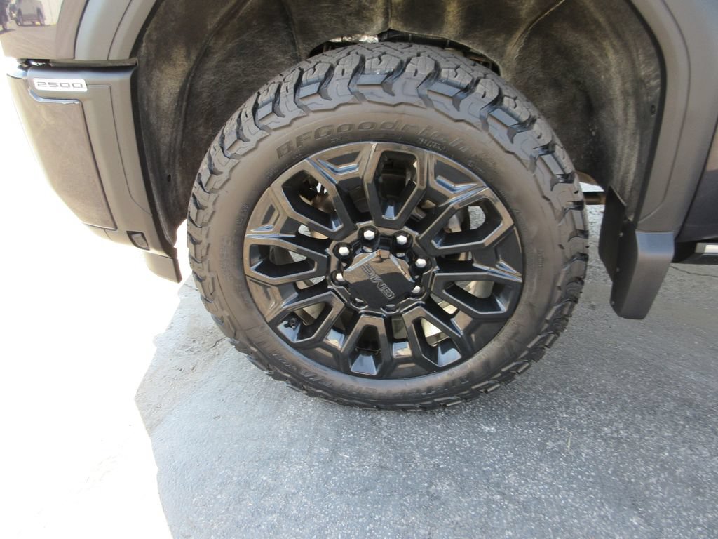 Certified 2024 GMC Sierra 2500 Denali Ultimate AWD/4WD image 15