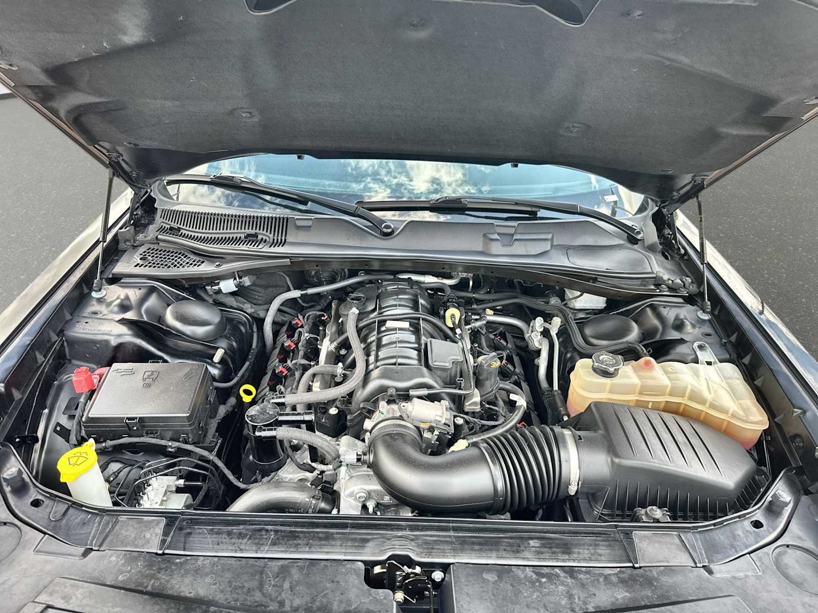 Used 2021 Dodge Challenger R/T w/ Performance Handling Group RWD image 14