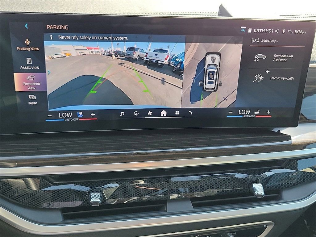 Used 2024 BMW X7 xDrive40i w/ Premium Package image 10