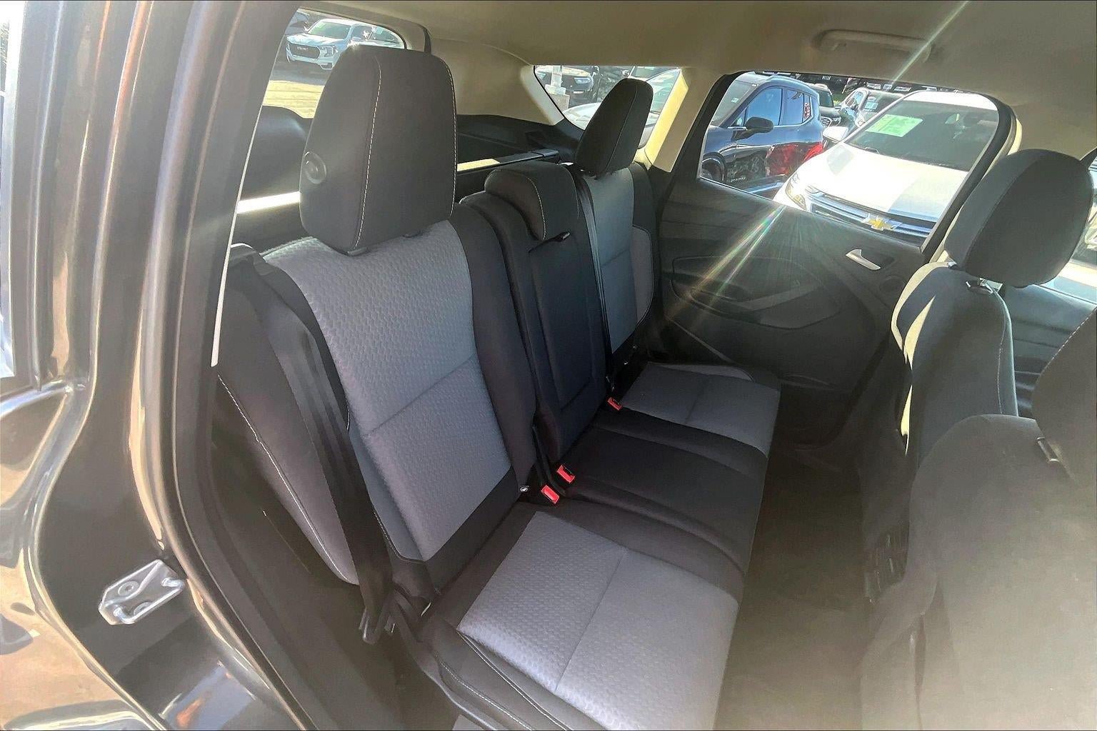 Used 2017 Ford Escape SE w/ Equipment Group 201A AWD/4WD image 22