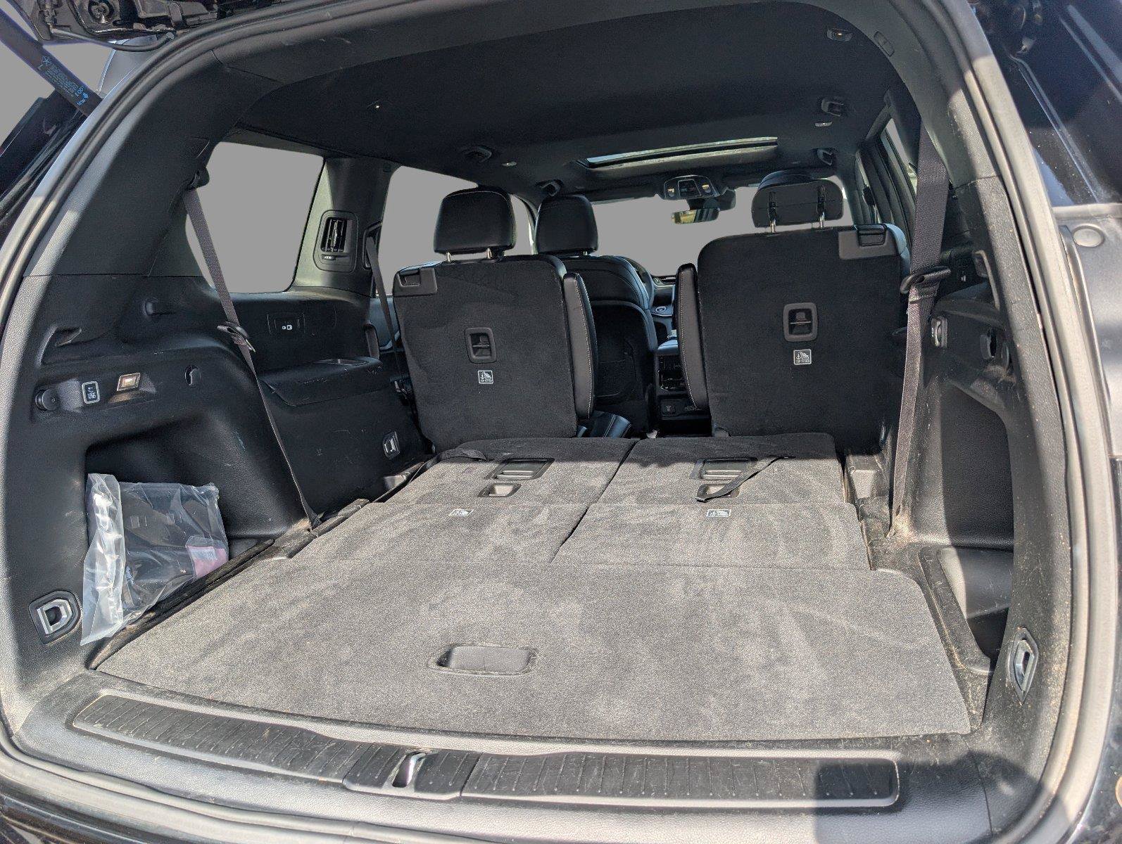 Used 2025 Jeep Grand Cherokee L Altitude RWD image 5