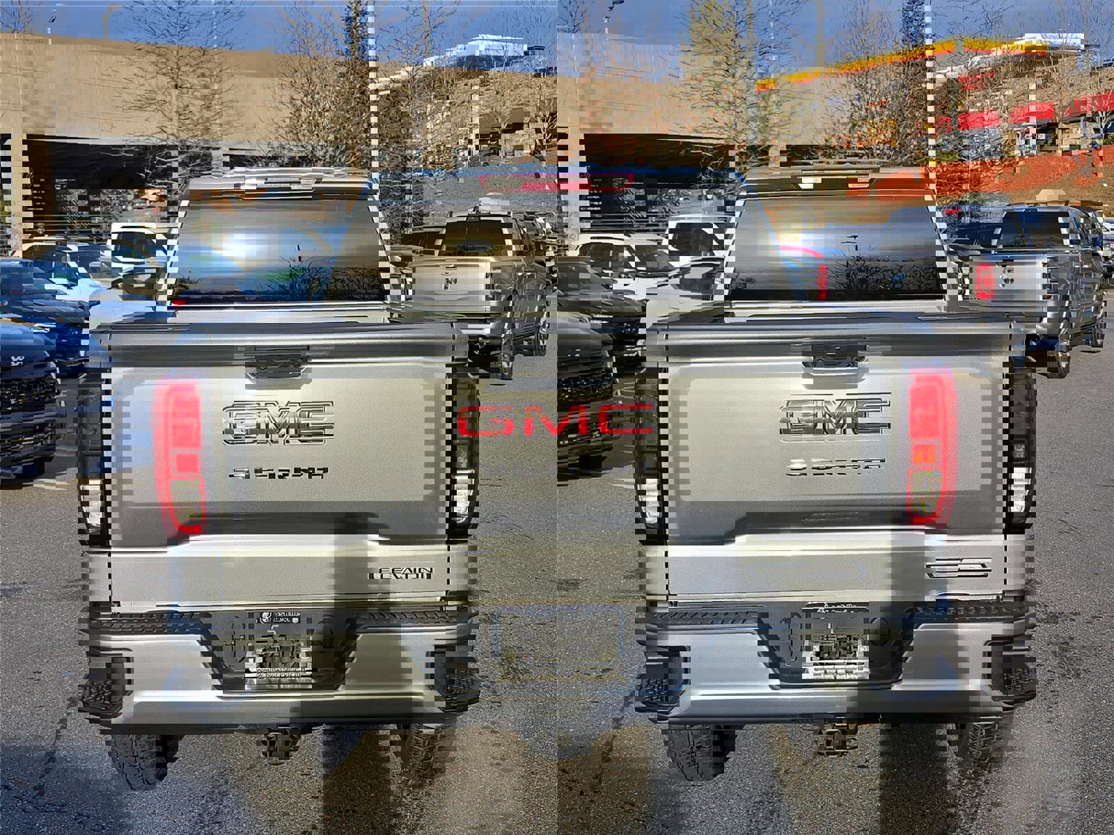 Used 2024 GMC Sierra 1500 Elevation image 4