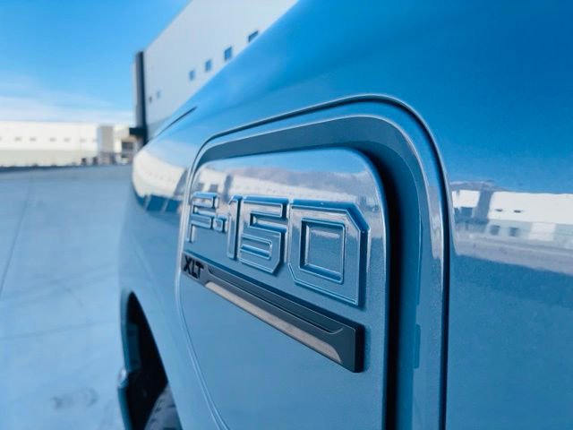 Used 2023 Ford F150 Lightning XLT image 2
