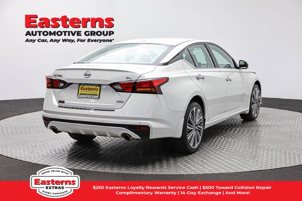 Used 2023 Nissan Altima 2.5 SL AWD/4WD image 6