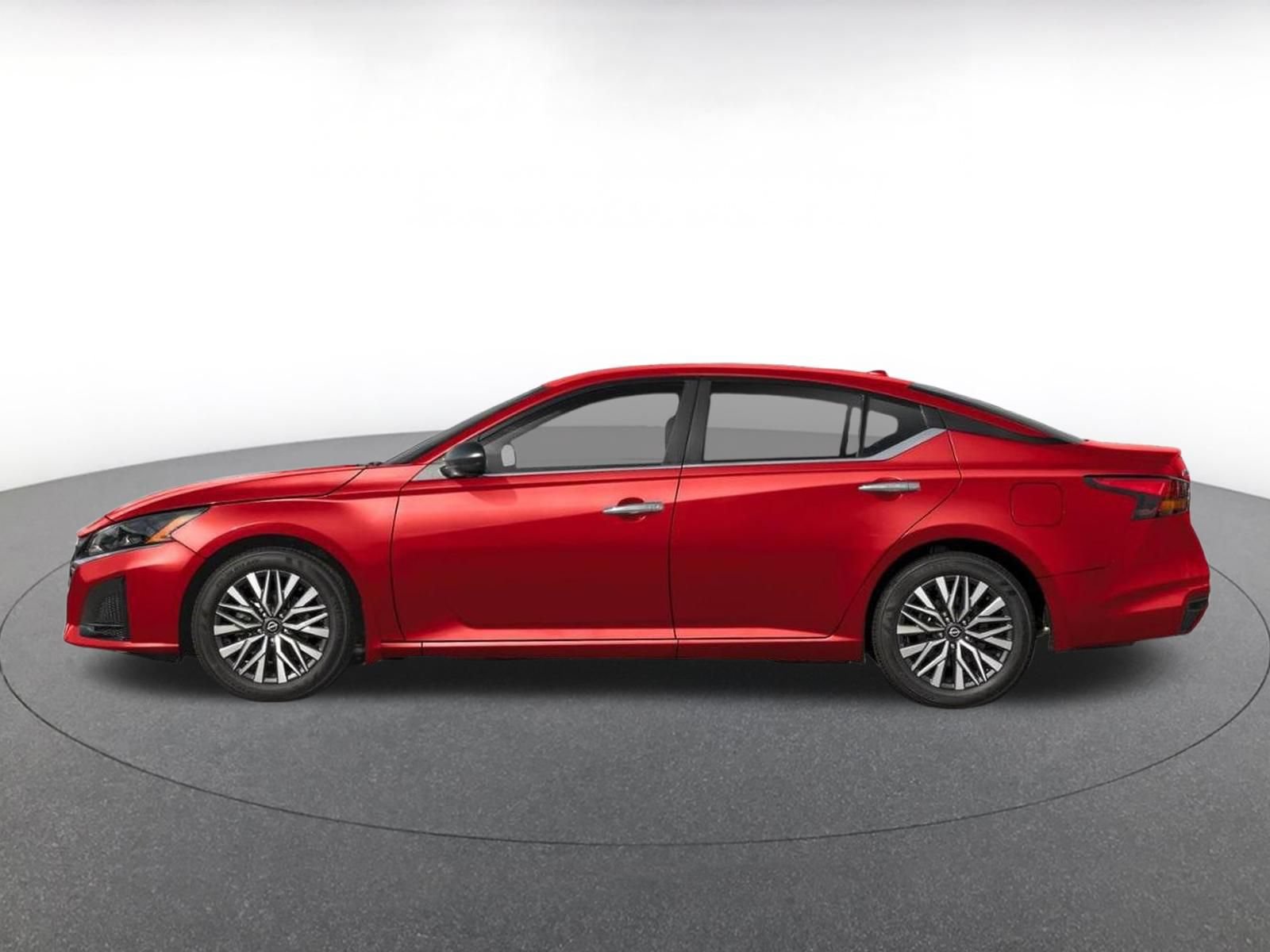 Used 2025 Nissan Altima 2.5 SV FWD image 3