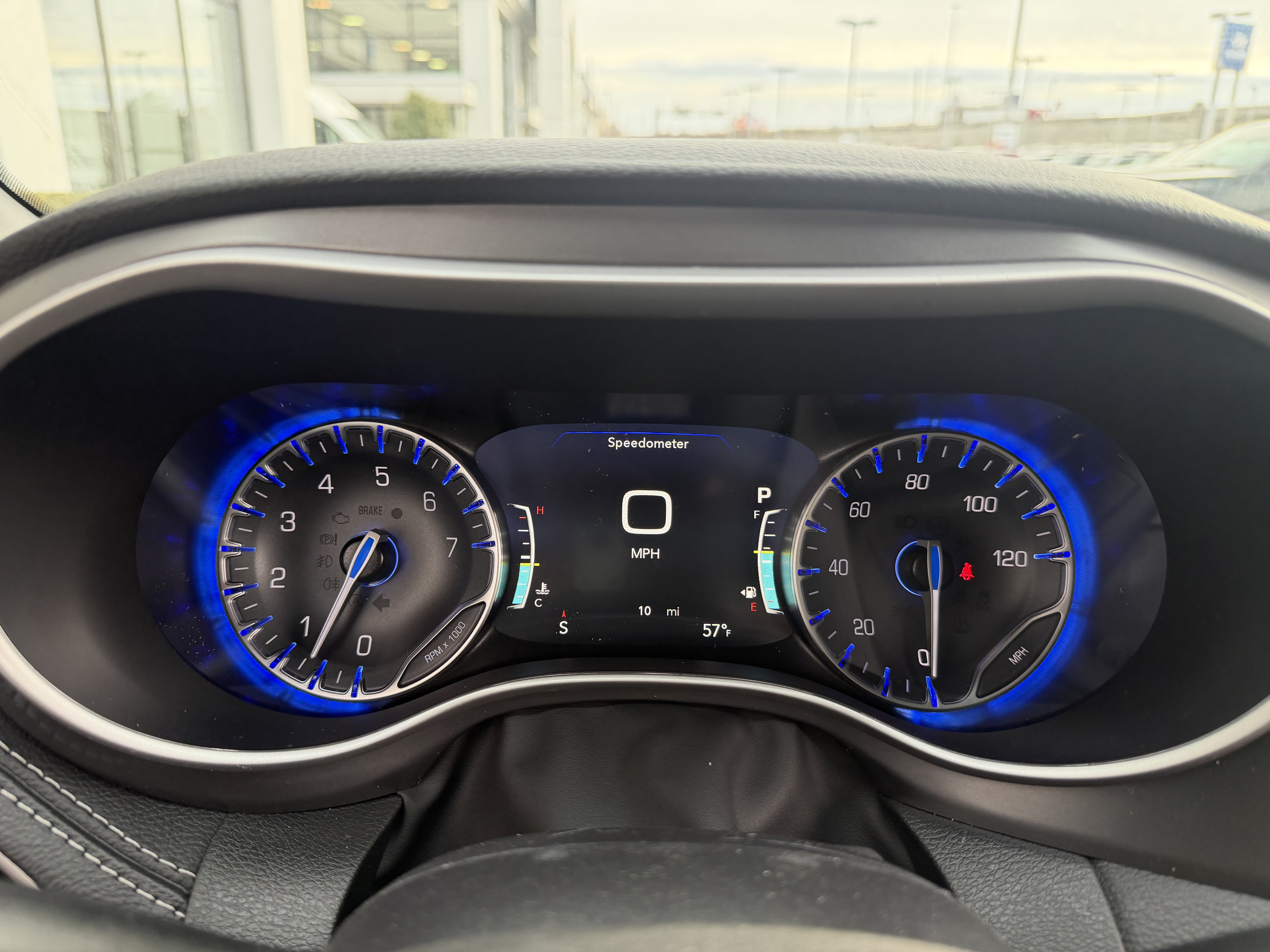 New 2026 Chrysler Pacifica Select AWD/4WD image 39