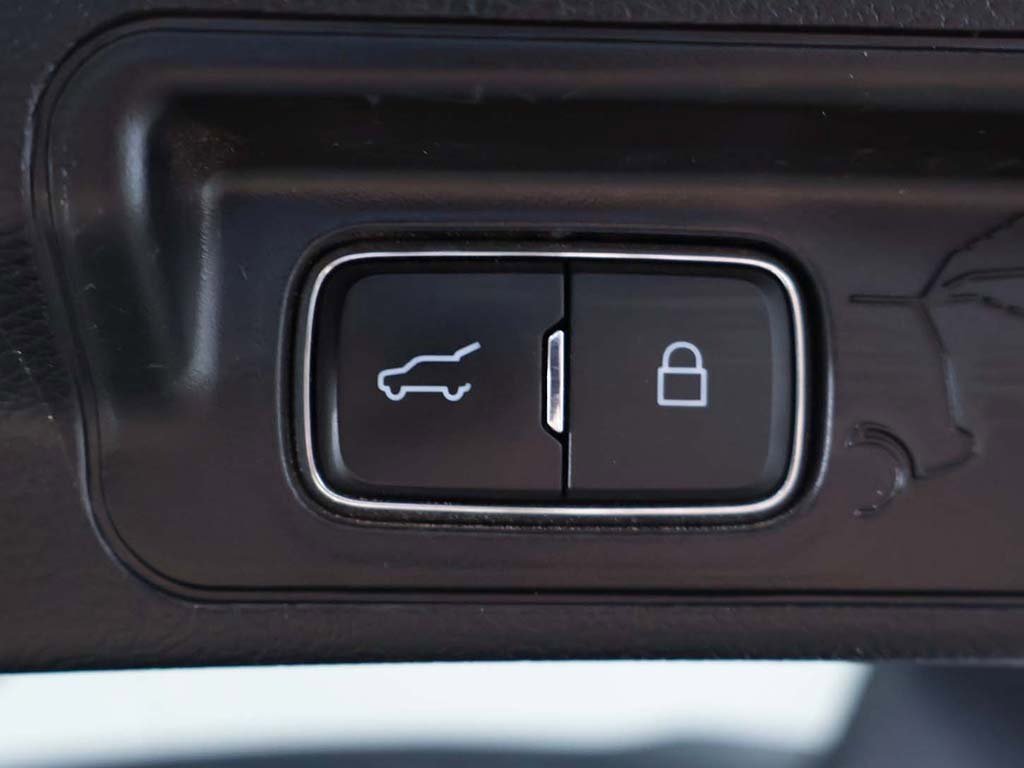 Used 2021 Ford Explorer ST w/ Equipment Group 401A image 25