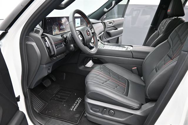 New 2026 Nissan Armada PRO-4X AWD/4WD image 9