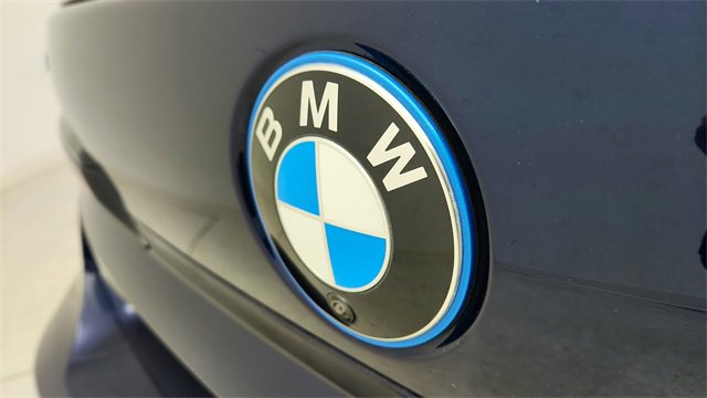 Used 2023 BMW i7 xDrive60 image 16