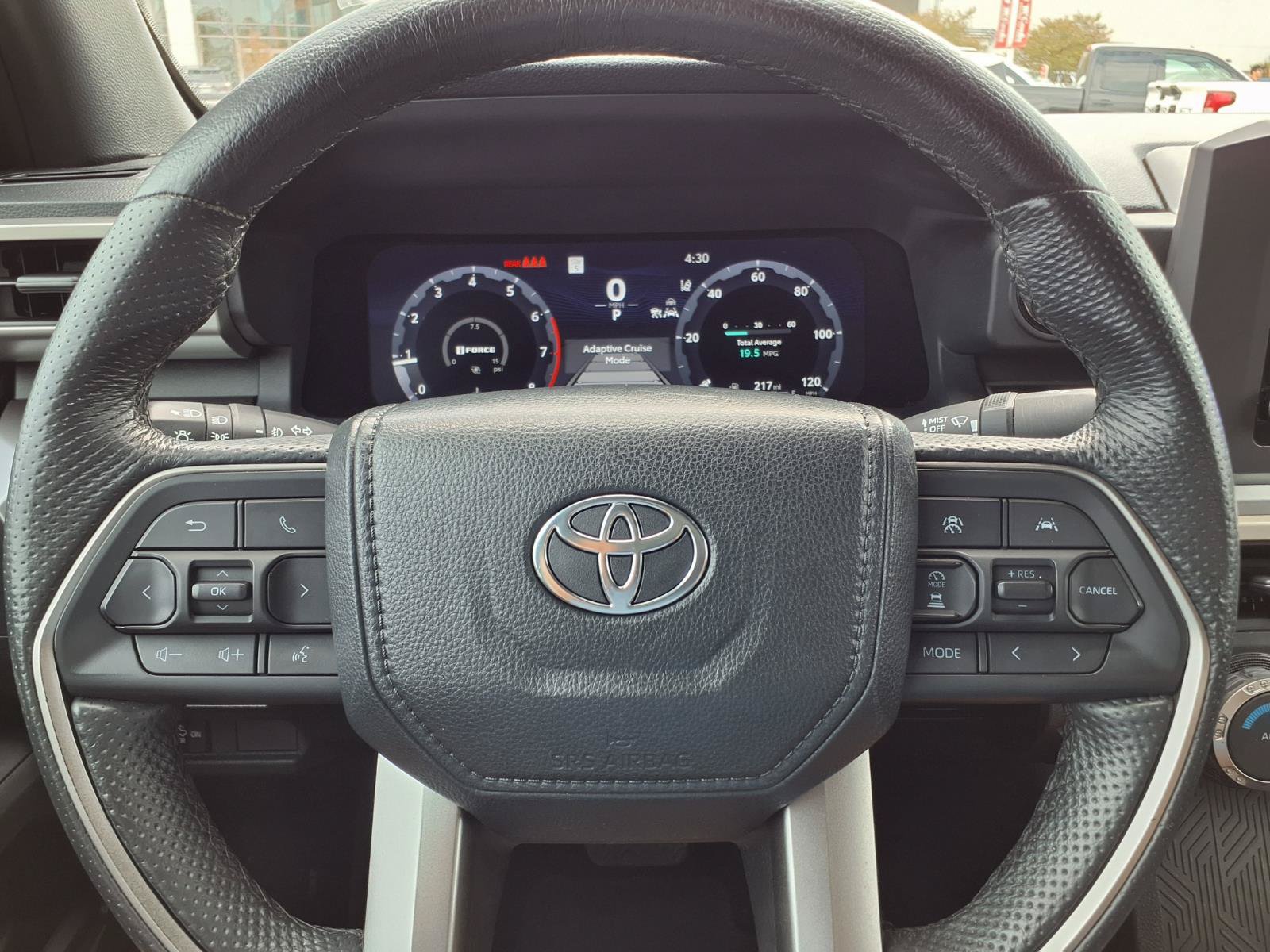 Used 2024 Toyota Tacoma TRD Off-Road AWD/4WD image 25