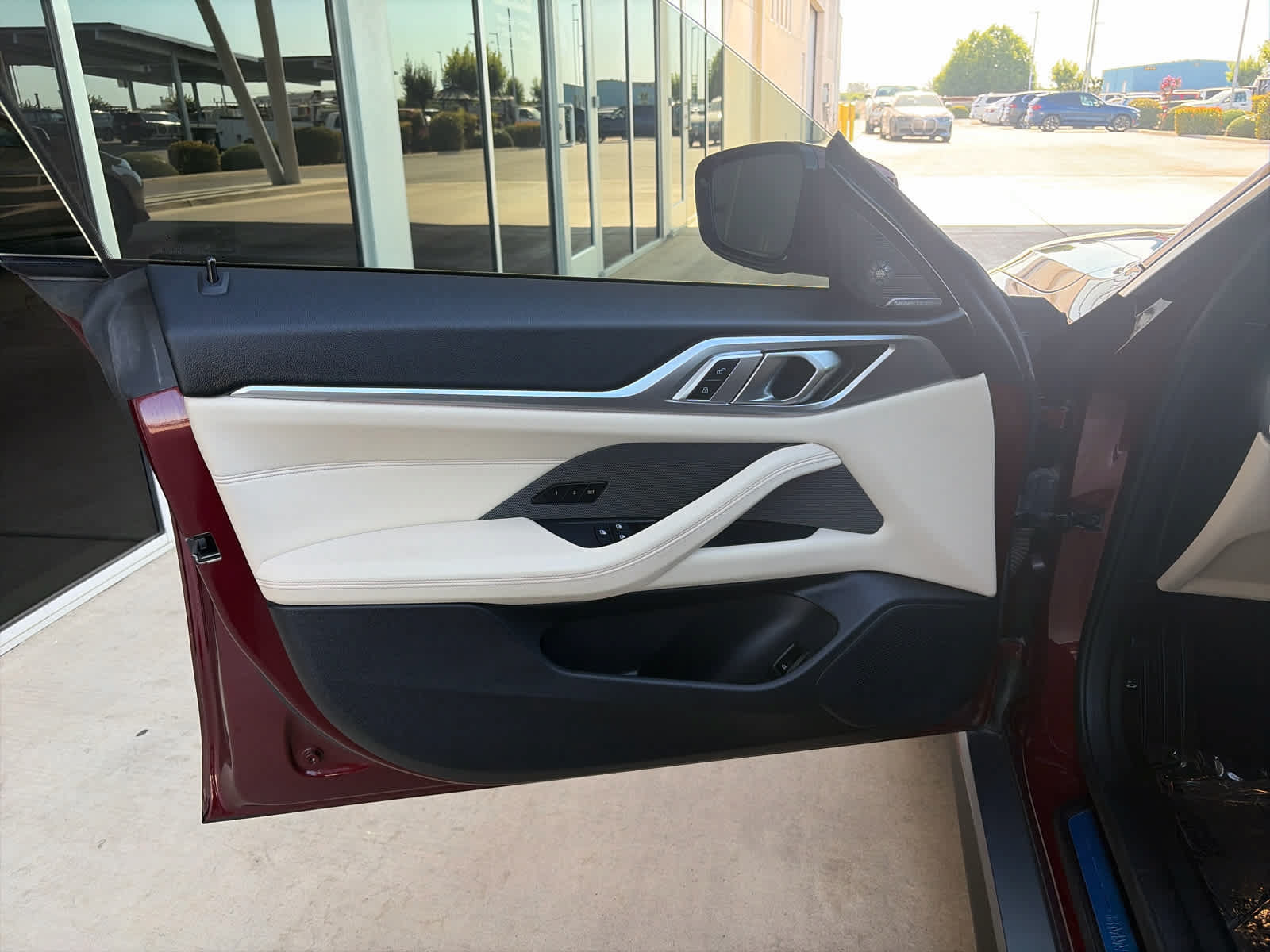 Used 2023 BMW i4 eDrive35 RWD image 10