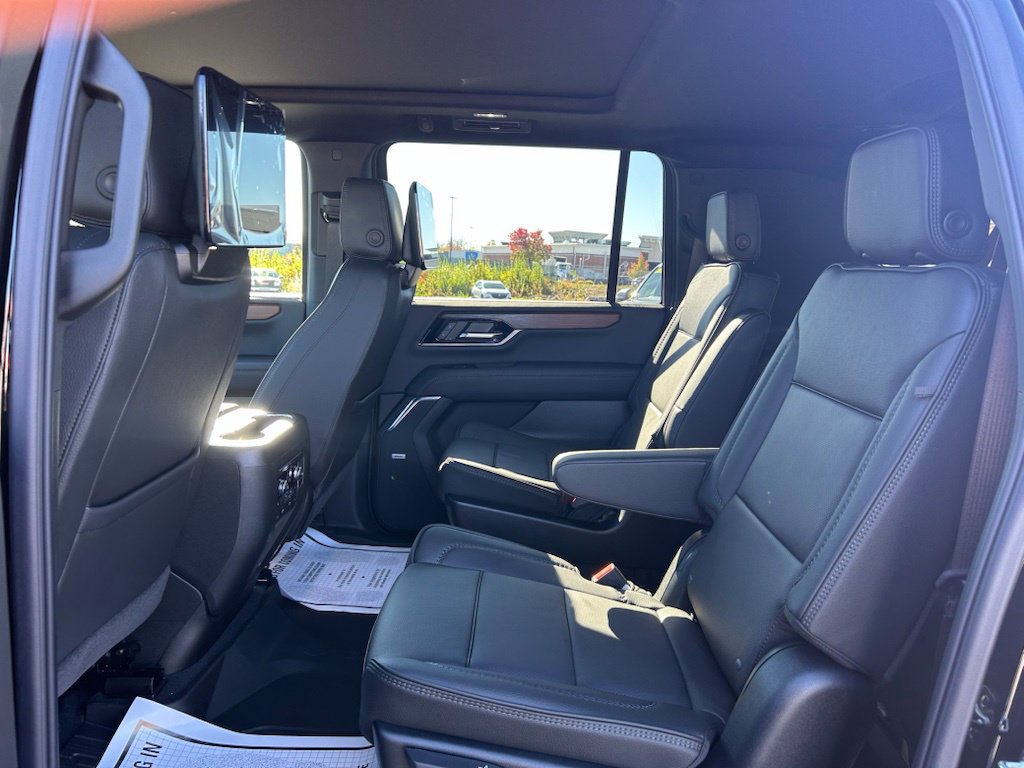 New 2026 GMC Yukon XL Denali w/ Denali Reserve Package AWD/4WD image 20