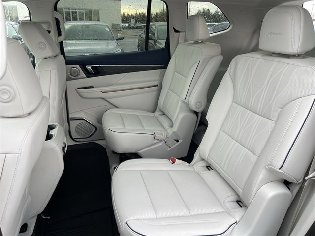 New 2026 Buick Enclave Avenir w/ Super Cruise Package image 23