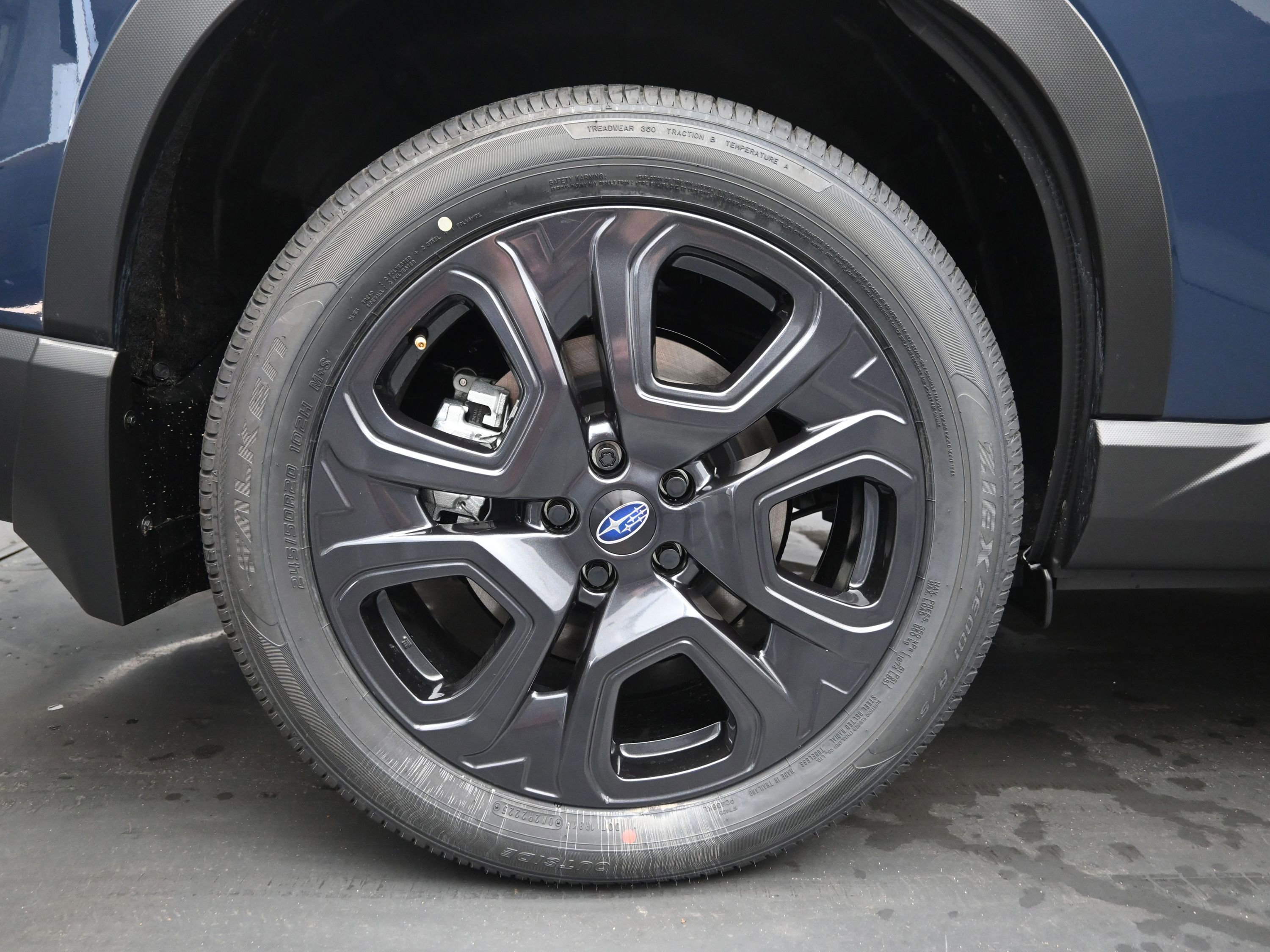 New 2025 Subaru Ascent Bronze Edition image 9