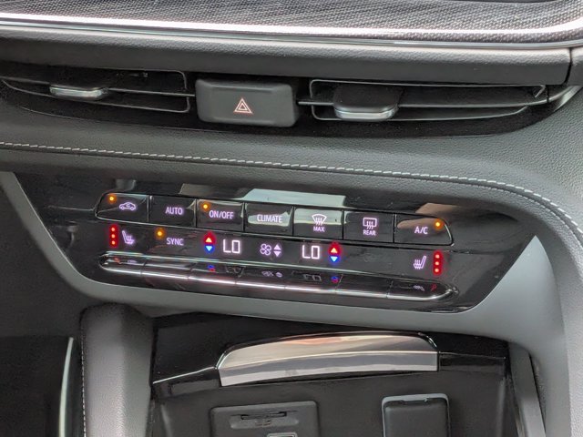 Certified 2023 Buick Envision Essence w/ Technology Package I FWD image 25