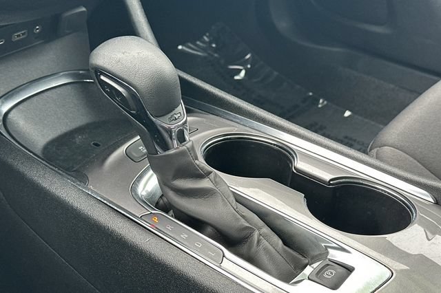 Used 2024 Chevrolet Malibu LT FWD image 23