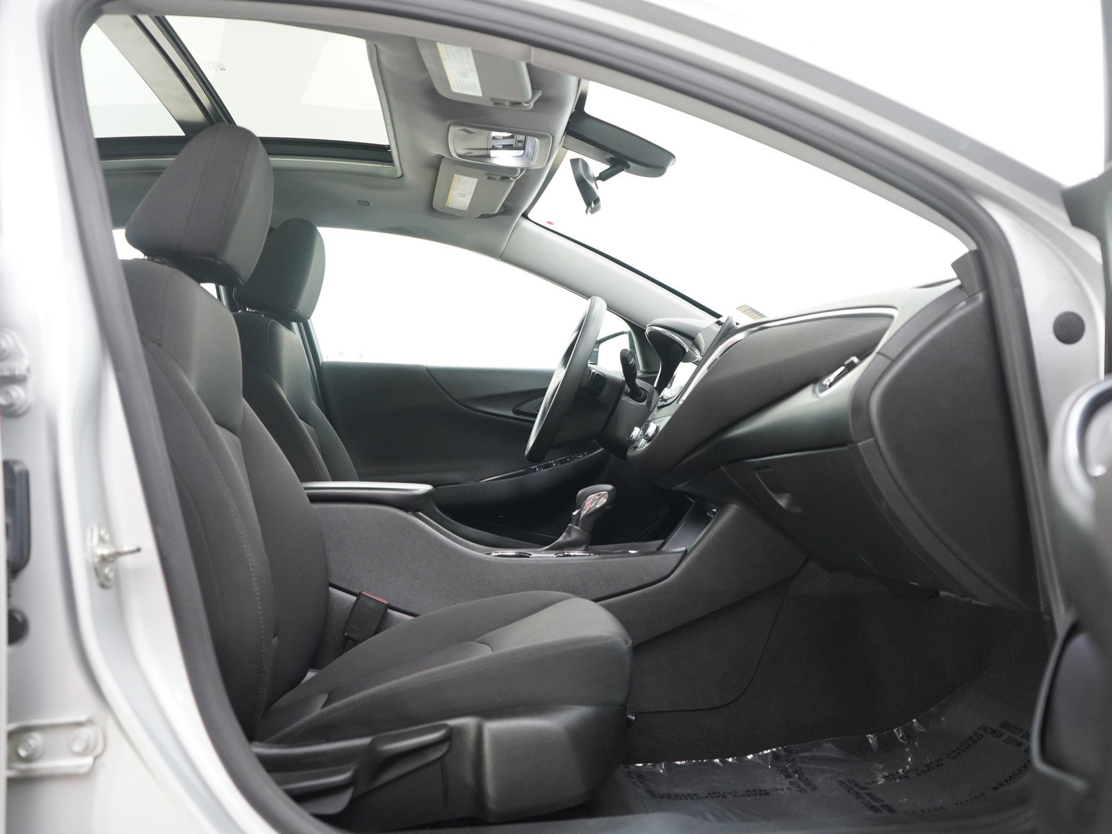 Used 2021 Chevrolet Malibu LT FWD image 11