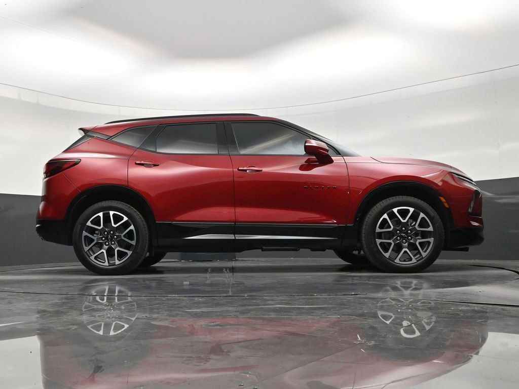 Used 2025 Chevrolet Blazer RS FWD image 26