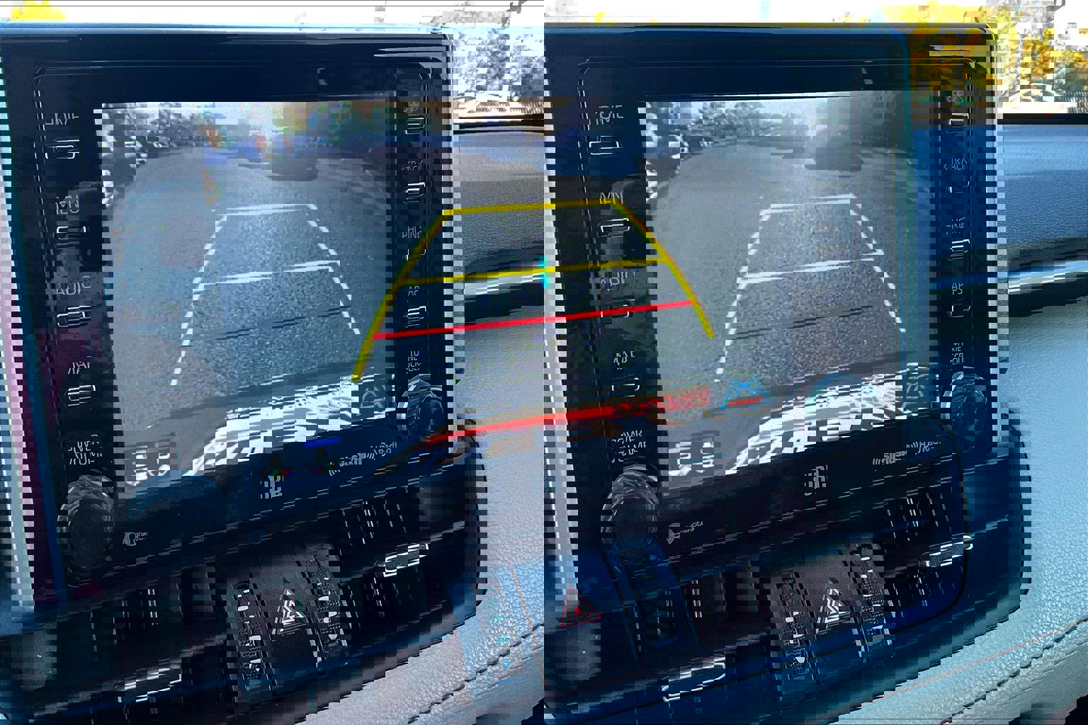 Used 2021 Toyota RAV4 Limited image 20