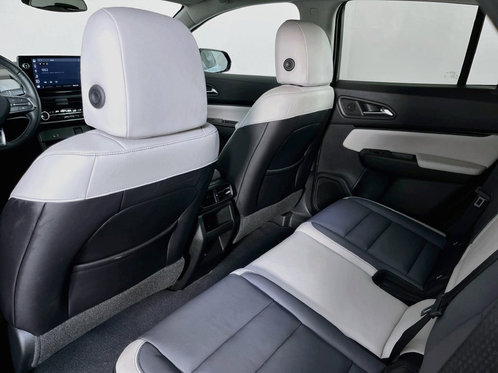 Used 2025 Honda Prologue Touring image 32