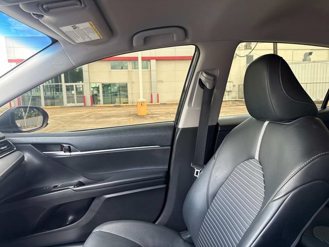 Used 2020 Toyota Camry SE FWD image 20