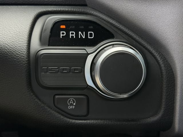 Used 2025 RAM 1500 Lone Star RWD image 19