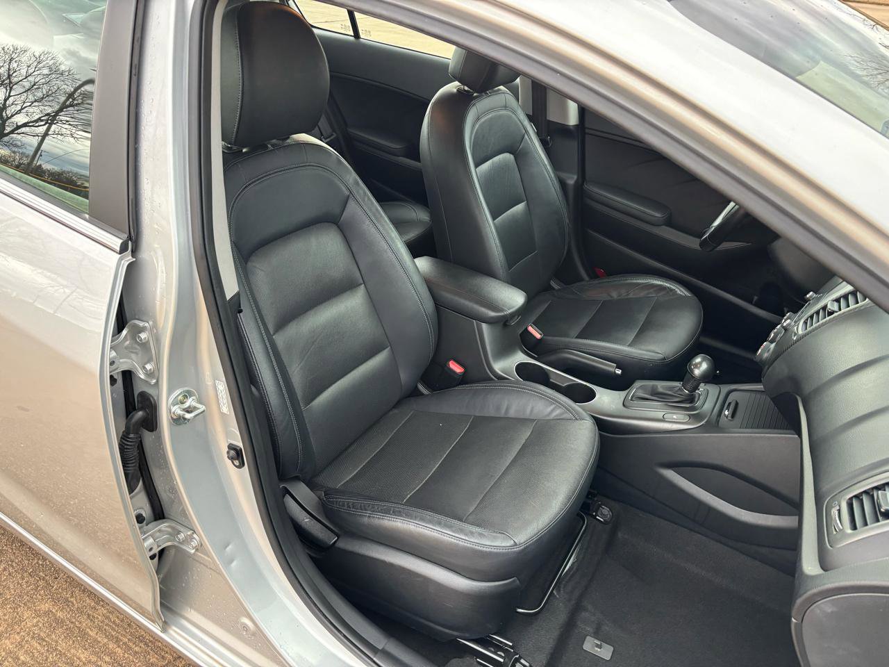 Used 2016 Kia Forte EX w/ EX Premium Package image 8