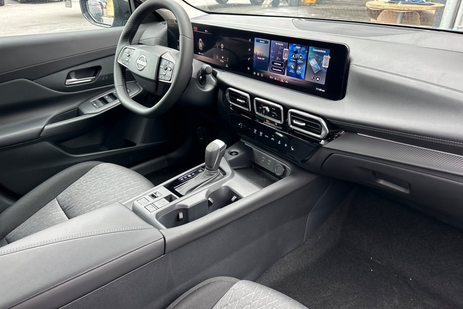 New 2026 Nissan Sentra SV w/ SV Convenience Package FWD image 15