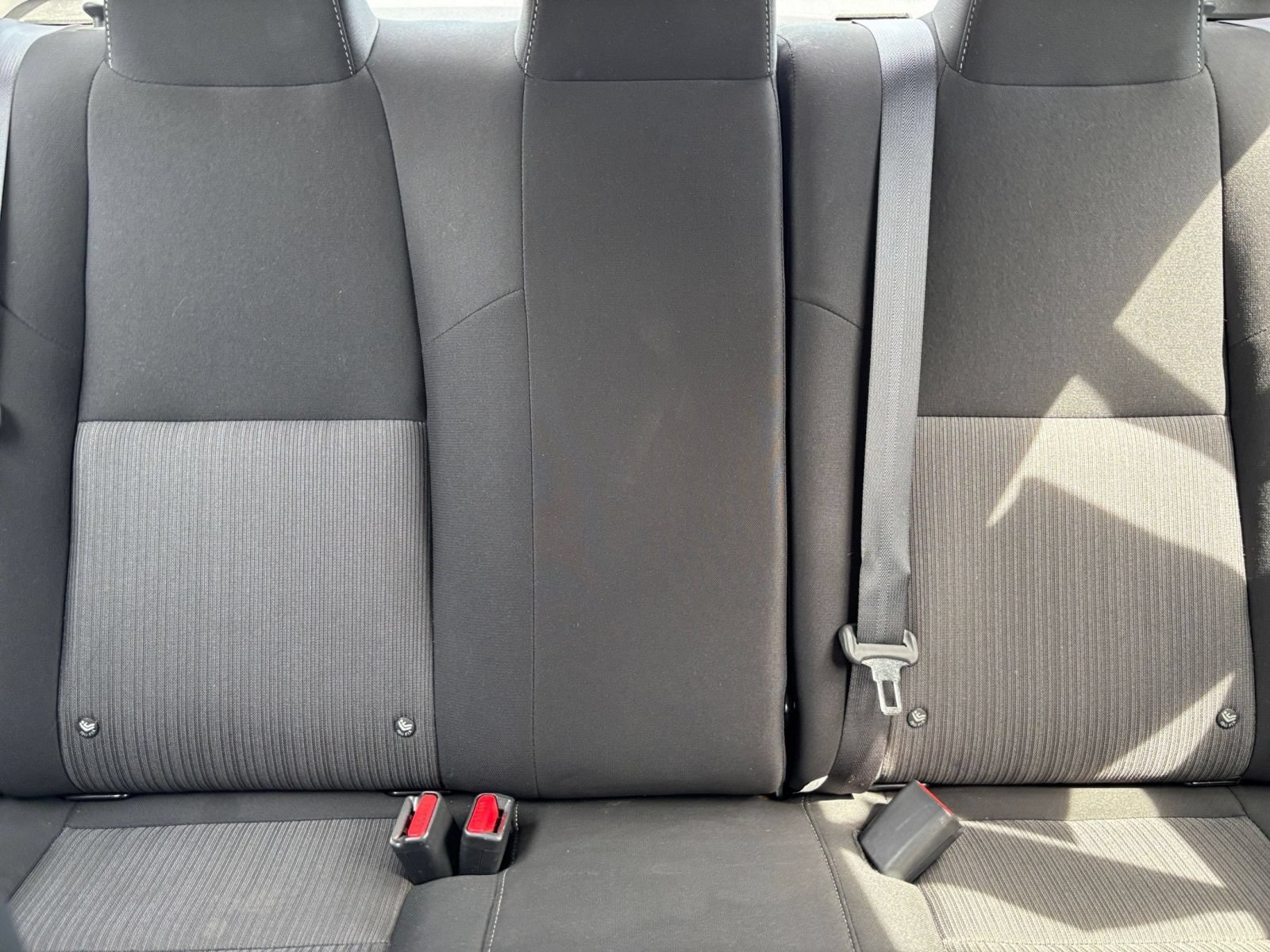 Used 2025 Nissan Sentra SV FWD image 30
