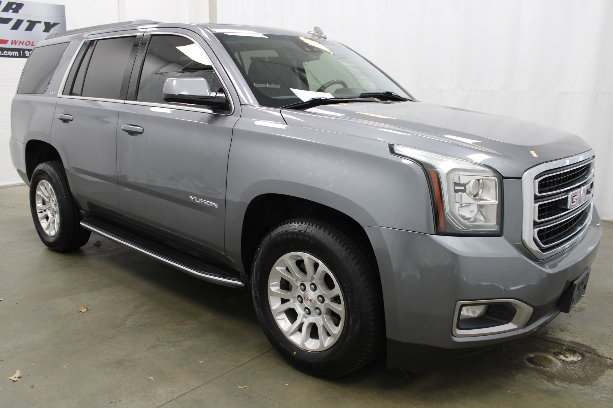 Used 2018 GMC Yukon SLT image 4