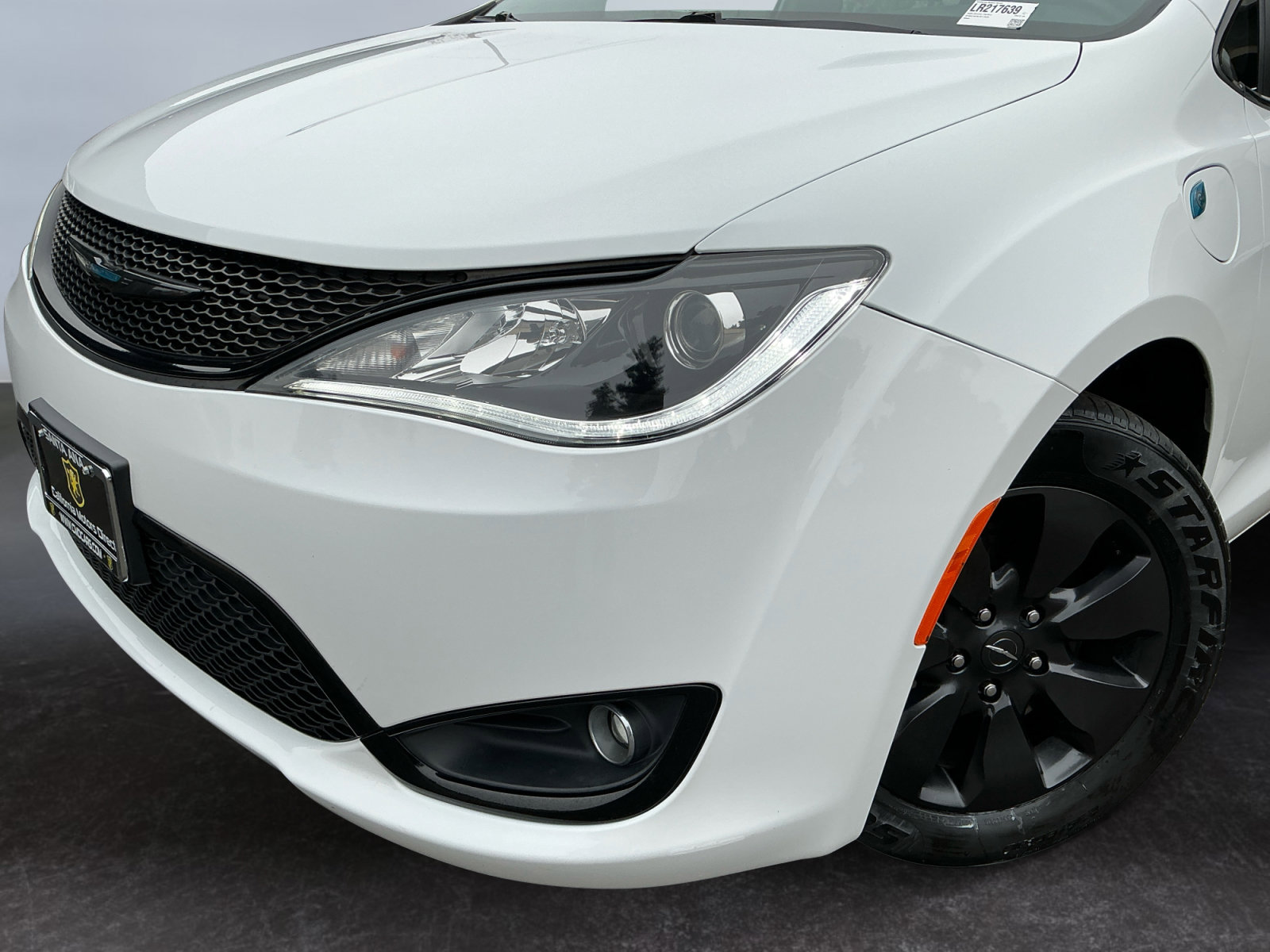 Used 2020 Chrysler Pacifica Touring w/ S Appearance Package image 9