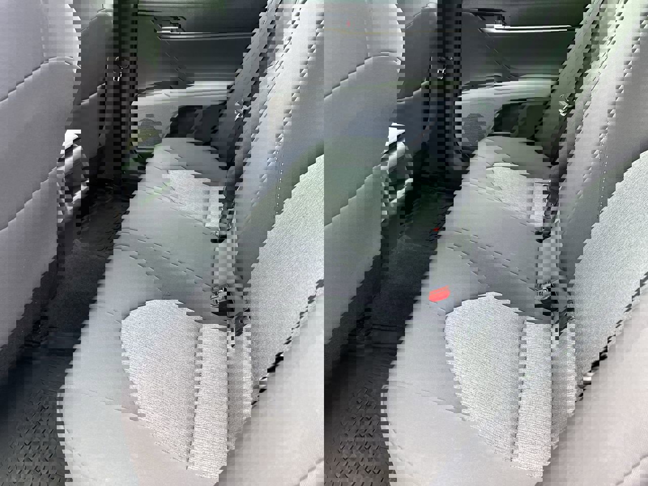 Used 2023 Toyota Camry LE image 32