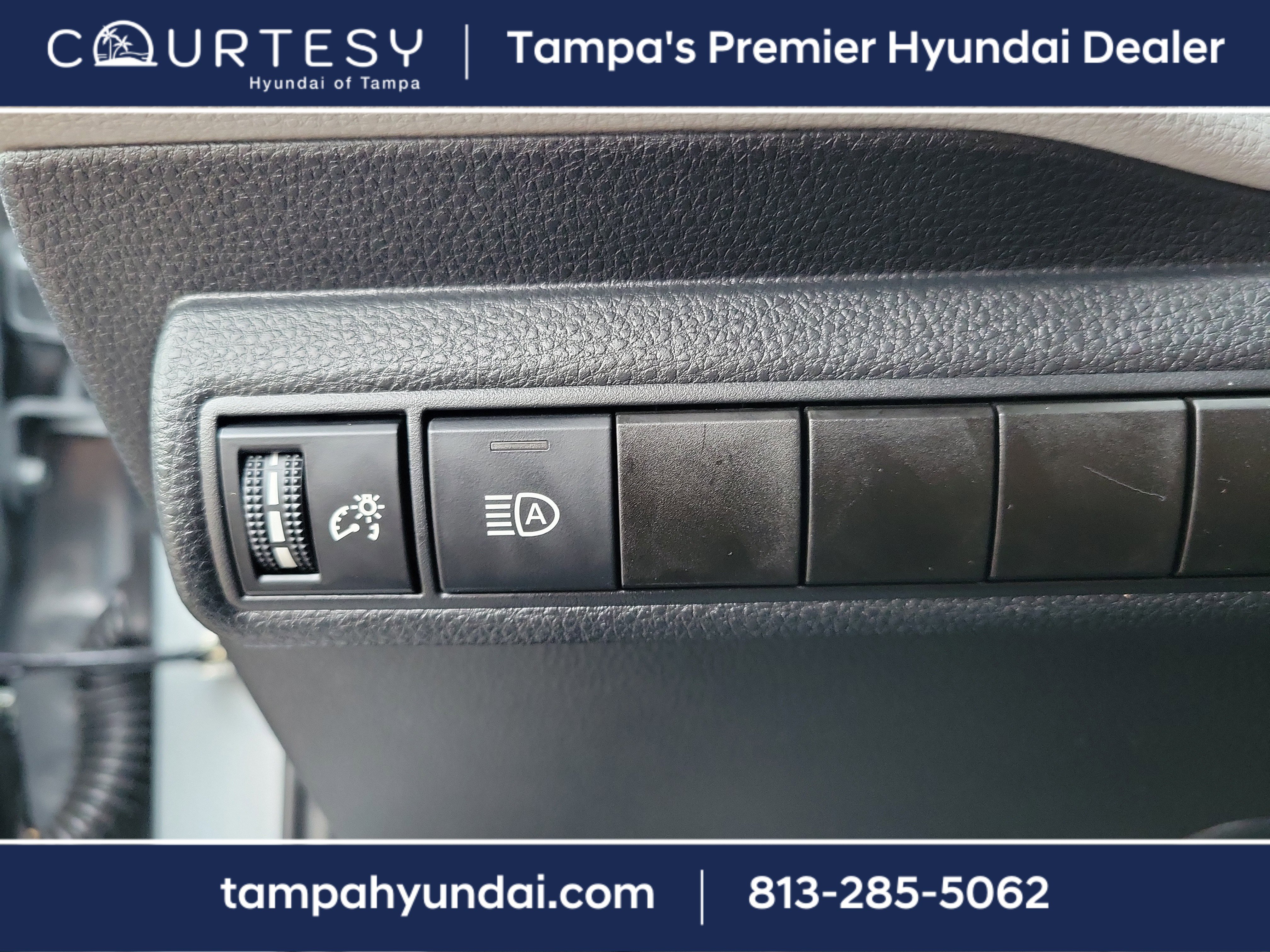 Used 2021 Toyota Corolla SE image 20