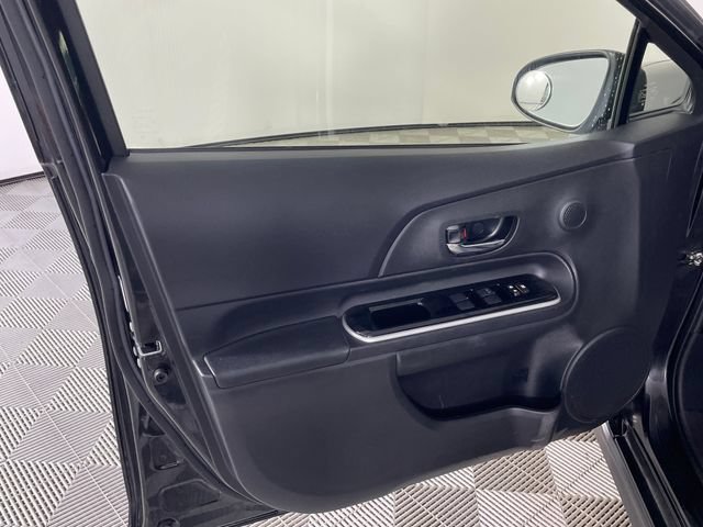 Used 2018 Toyota Prius C Two FWD image 16