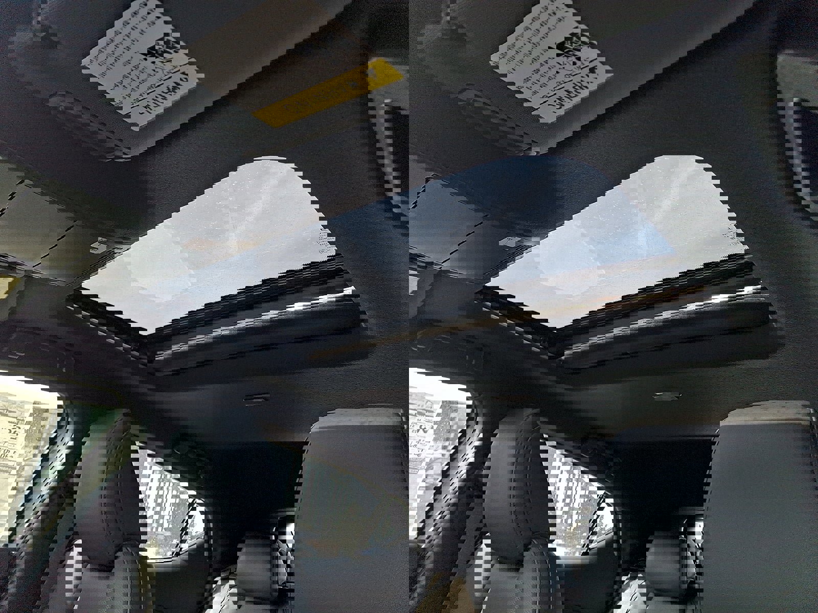 New 2026 MAZDA MAZDA3 Hatchback w/Premium Plus Pkg image 11